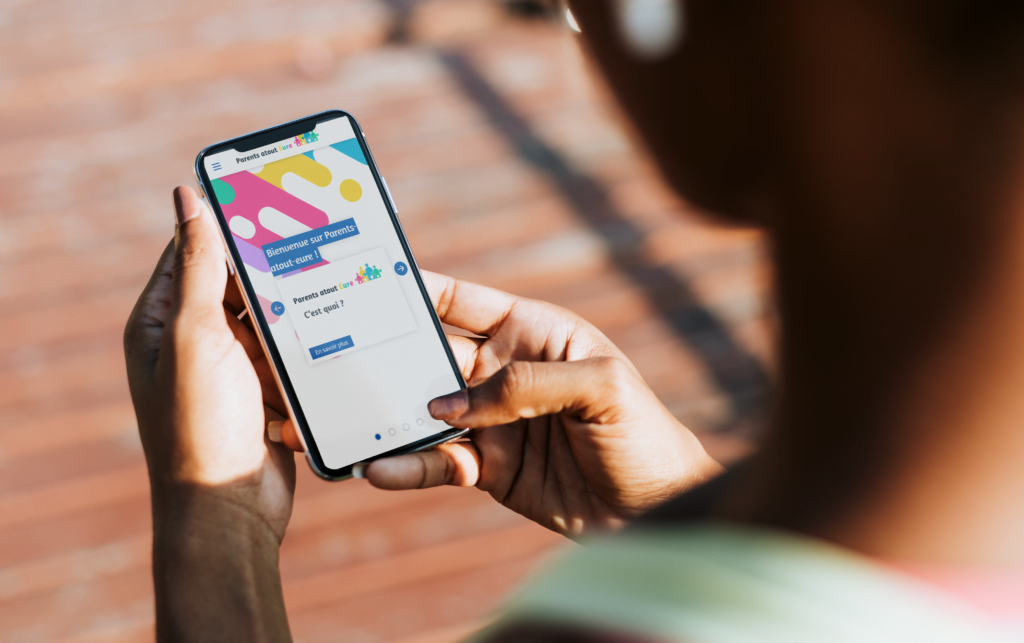 intégration : css - html - javascript - in situ - phone